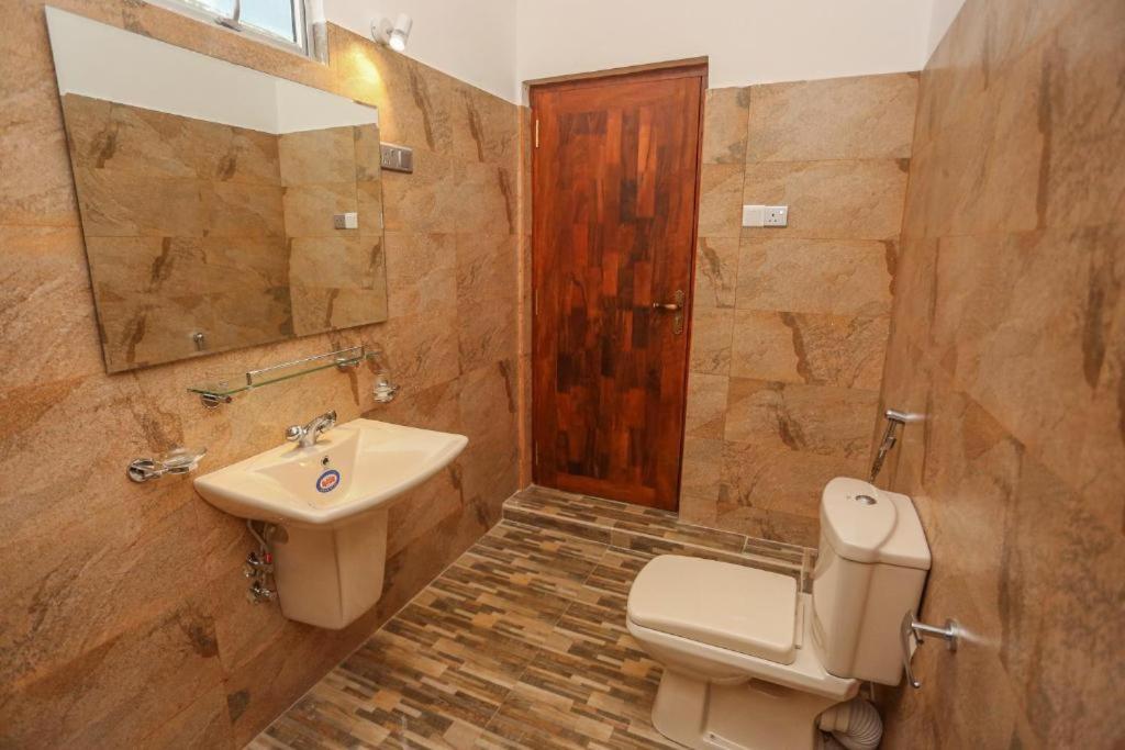 Nirosha Guest House Galle Esterno foto