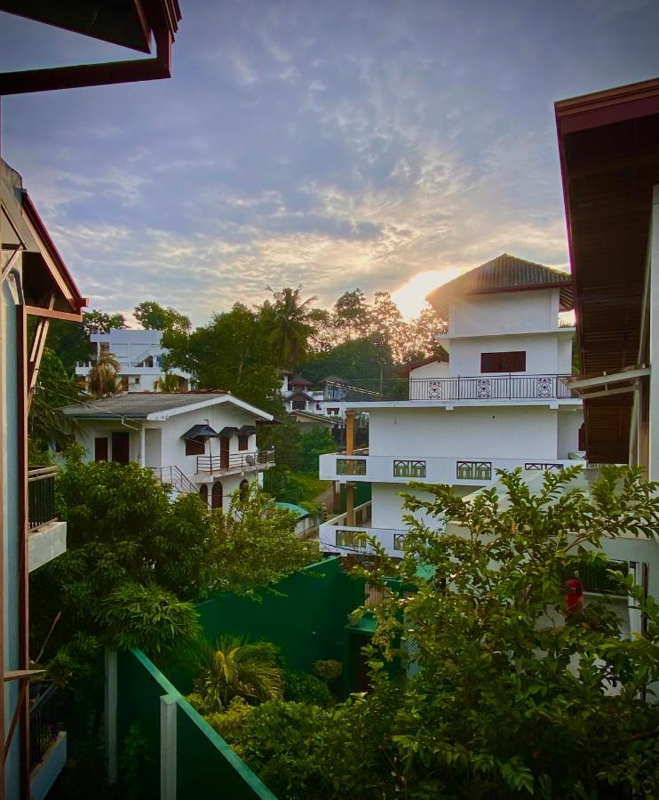 Nirosha Guest House Galle Esterno foto