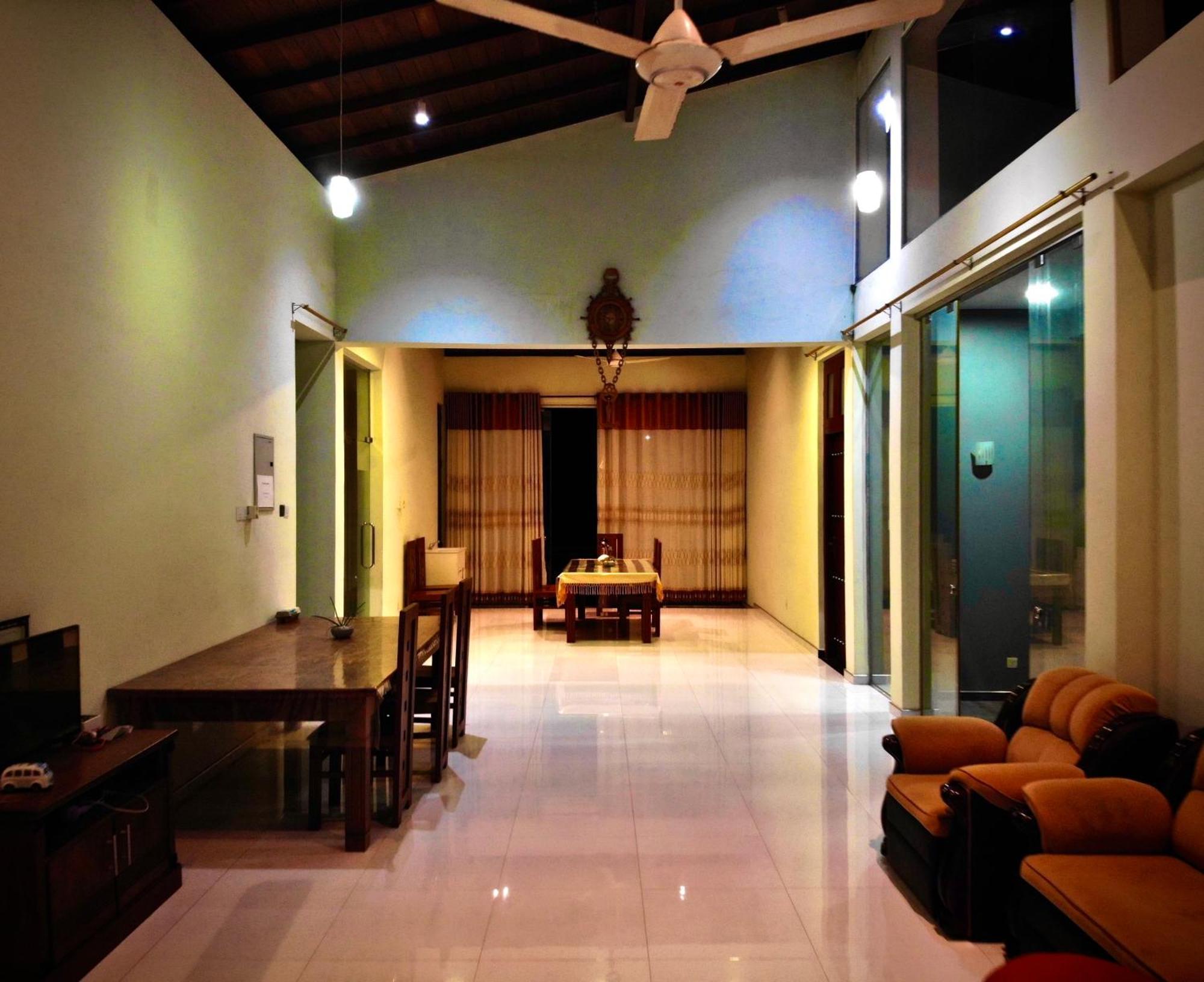 Nirosha Guest House Galle Esterno foto