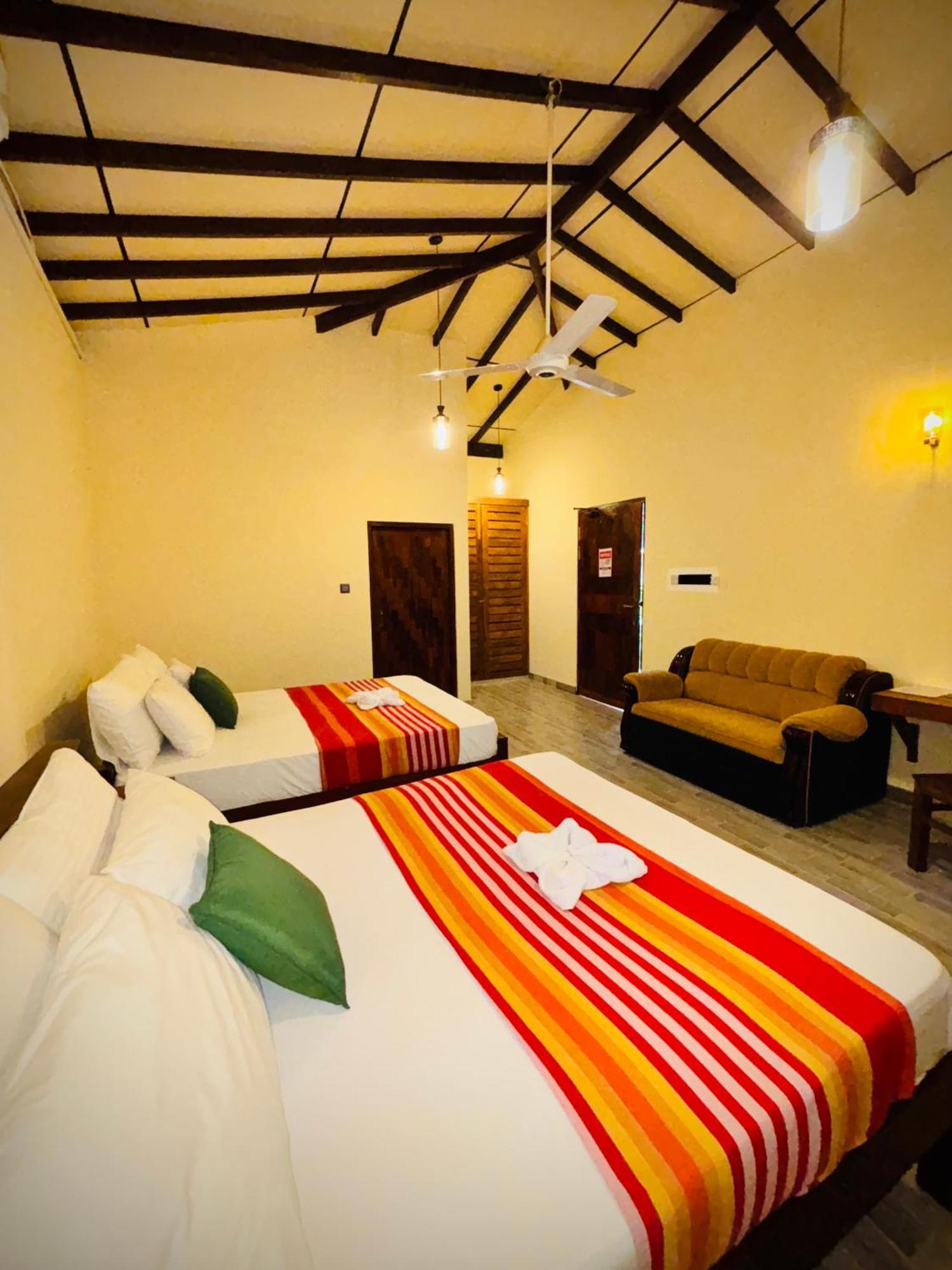 Nirosha Guest House Galle Esterno foto